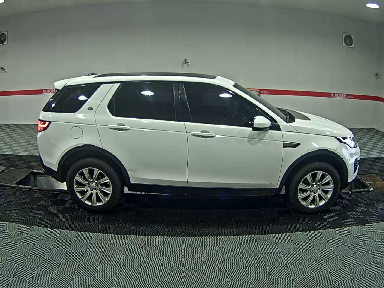2015 - land rover discovery