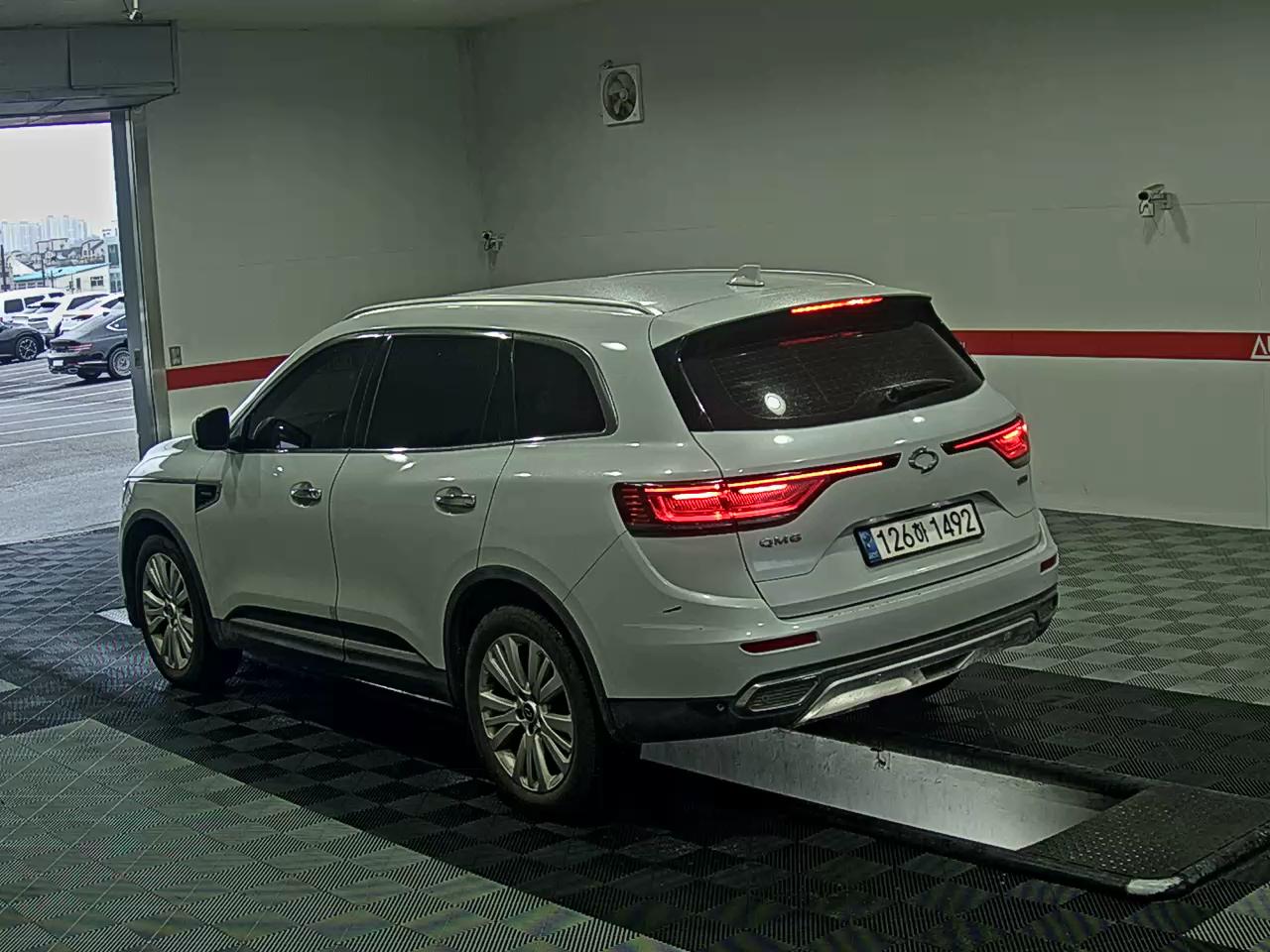 2021 - renault qm6