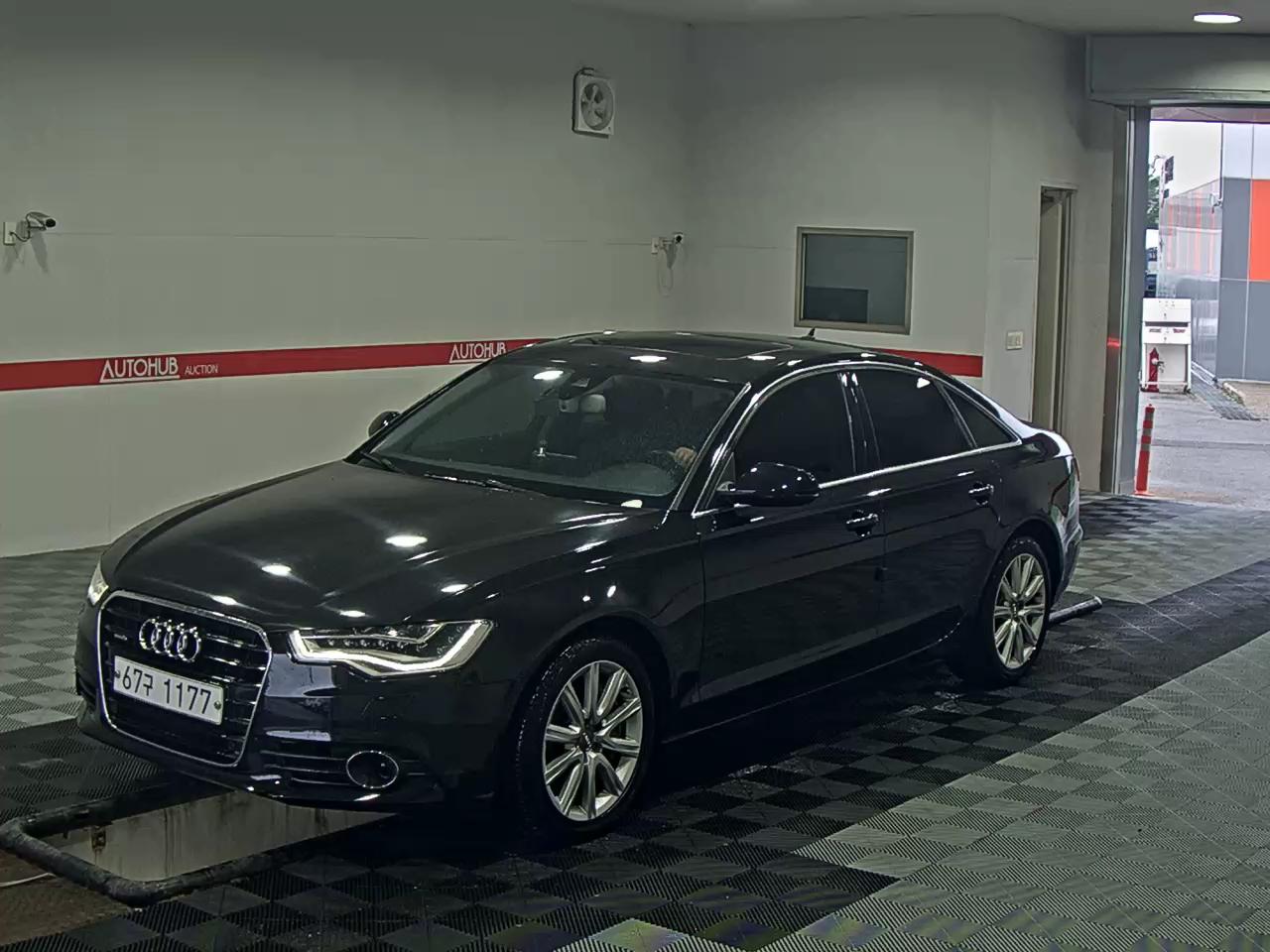 AUDI A6 (4TH GEN) TFSI QUATTRO