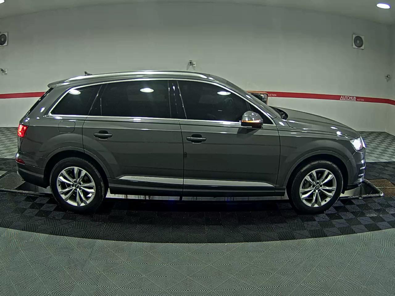 2019 - audi q7