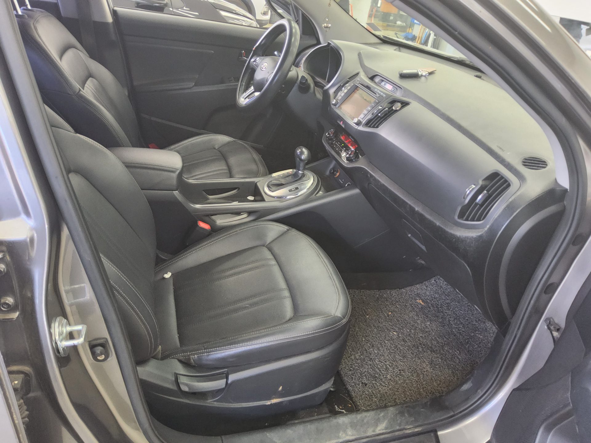 2012 - kia sportage