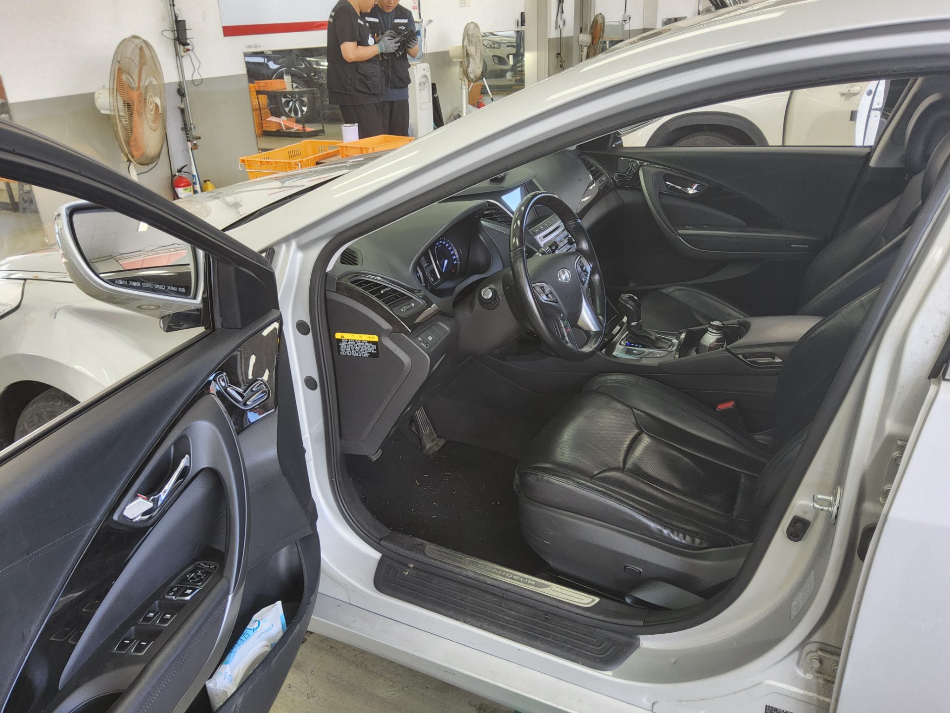 2016 - hyundai grandeur
