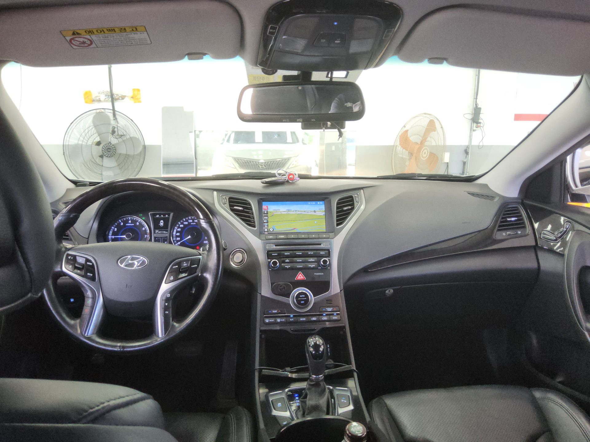 2016 - hyundai grandeur