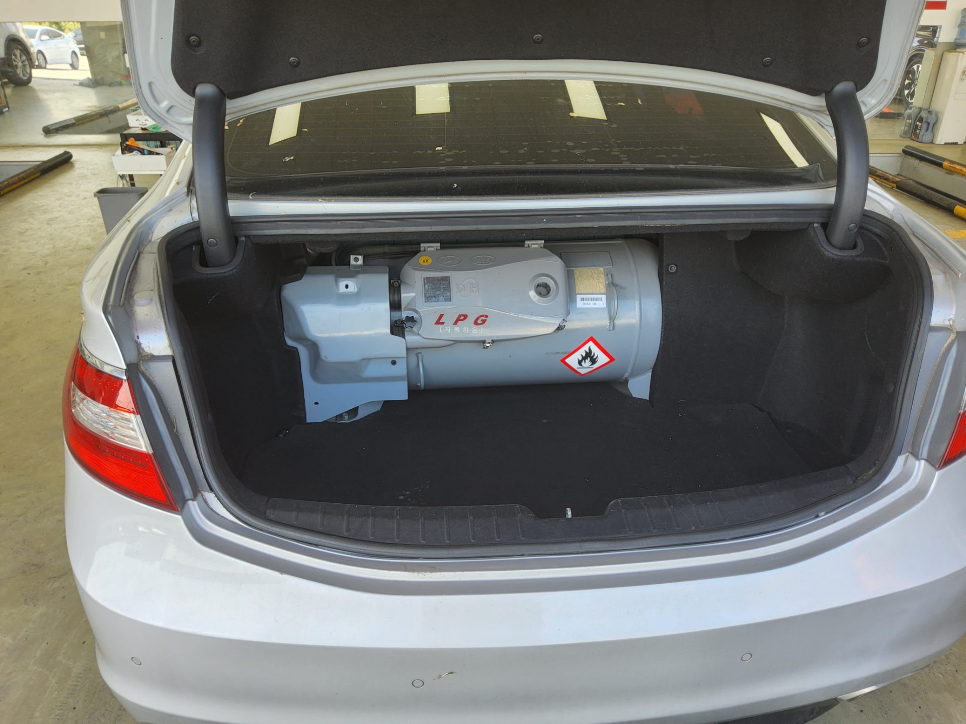 2016 - hyundai grandeur