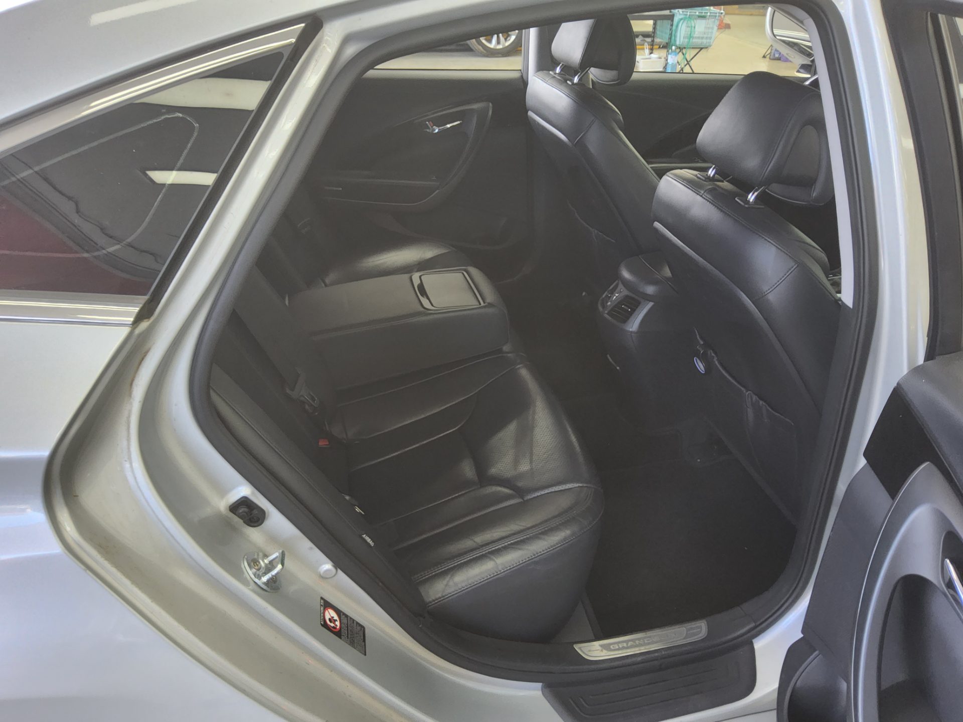 2016 - hyundai grandeur