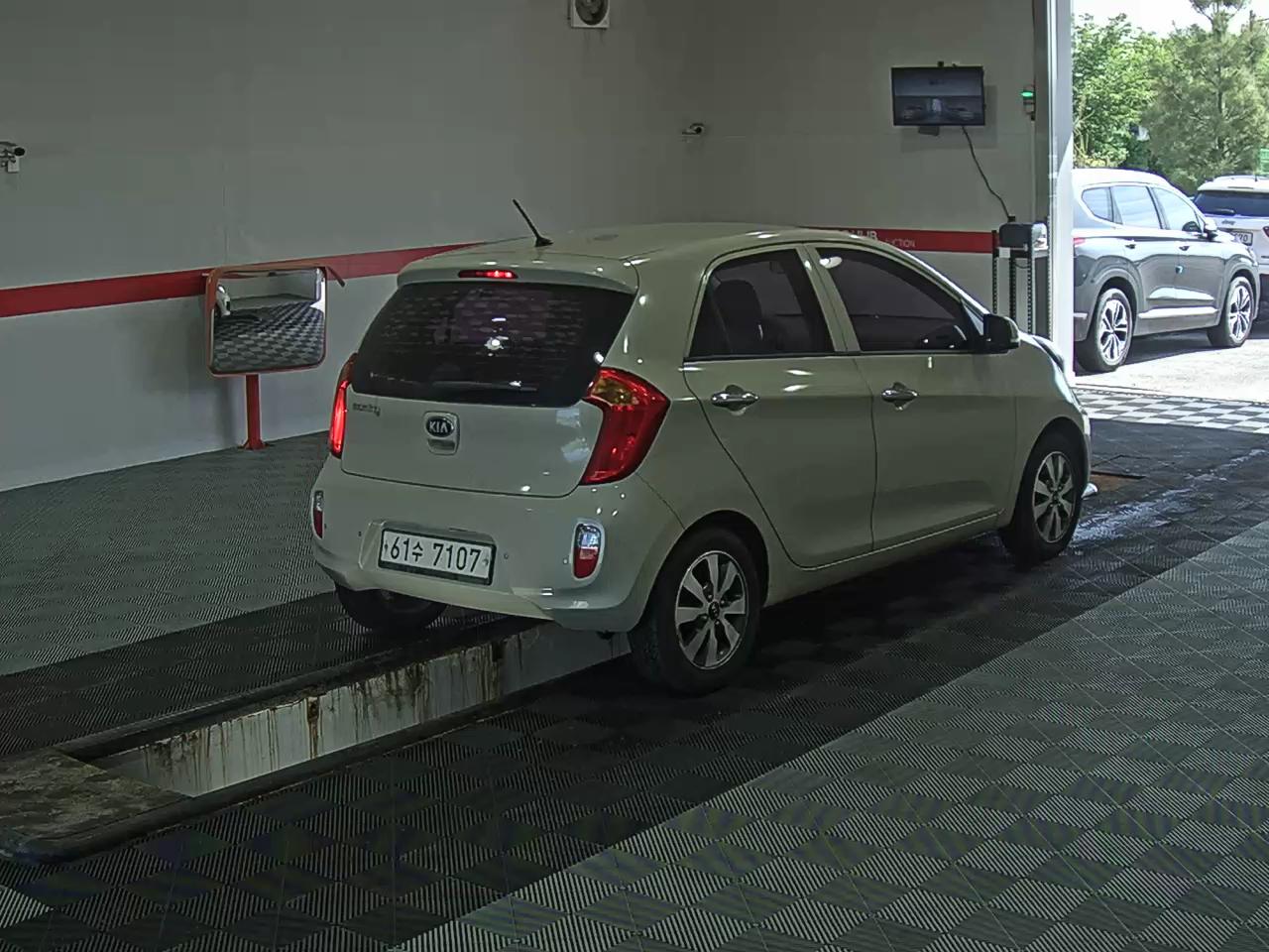 2014 - kia morning