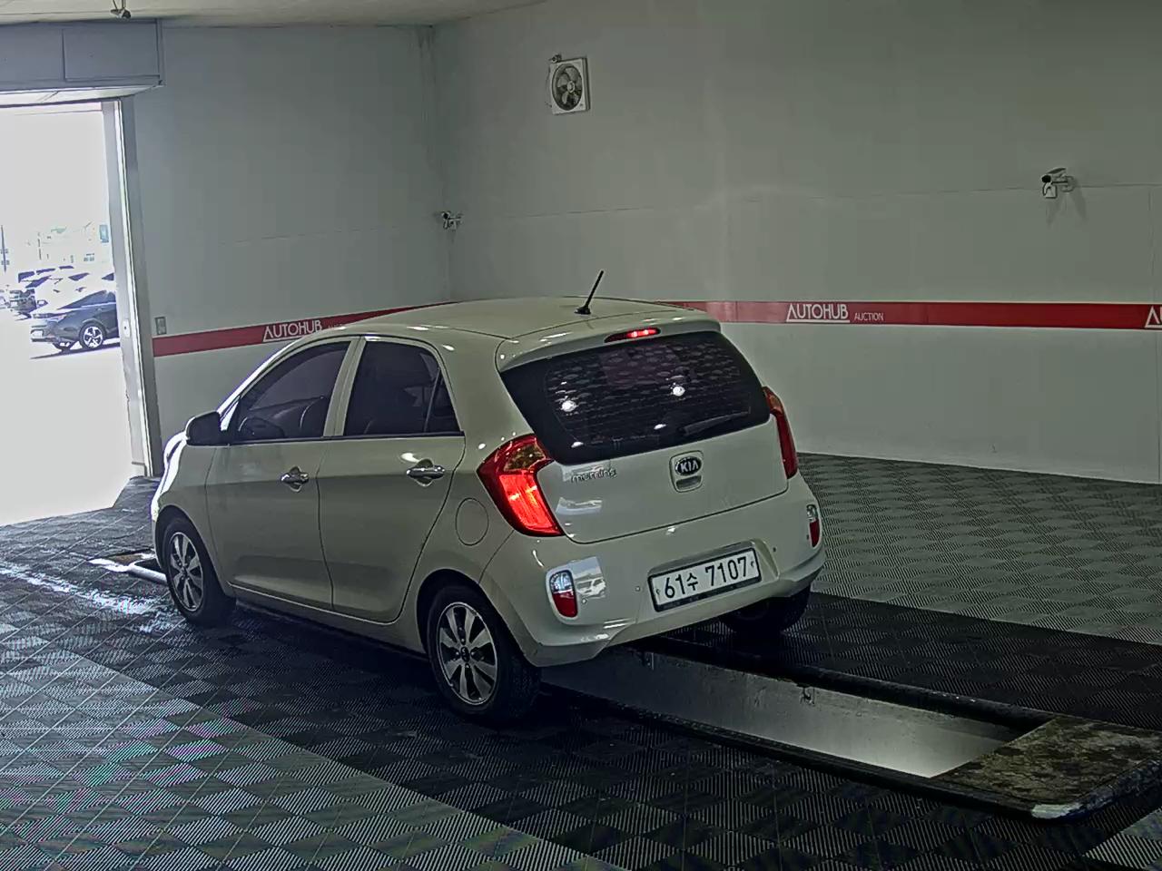 2014 - kia morning