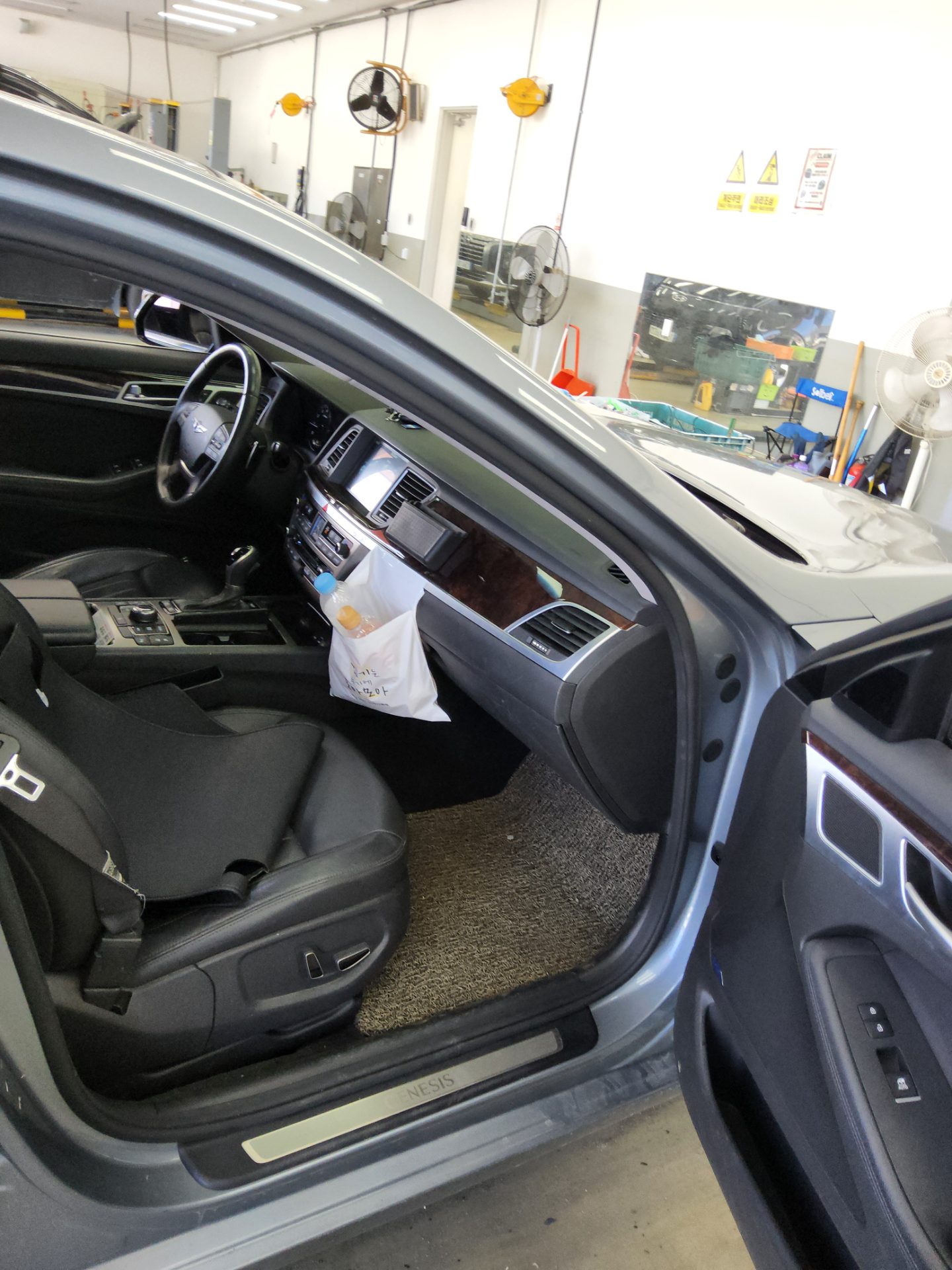 2016 - hyundai g330