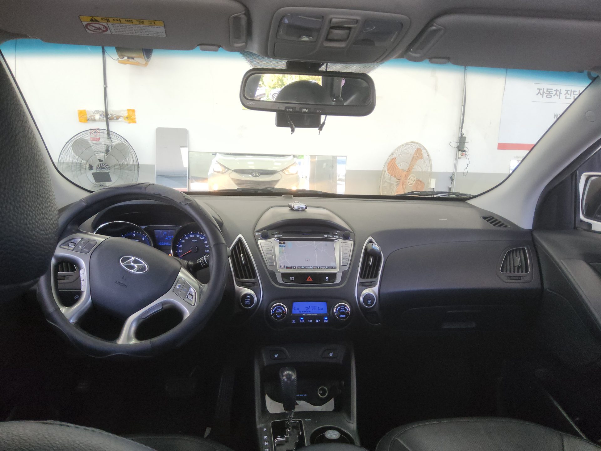 2012 - hyundai tucson