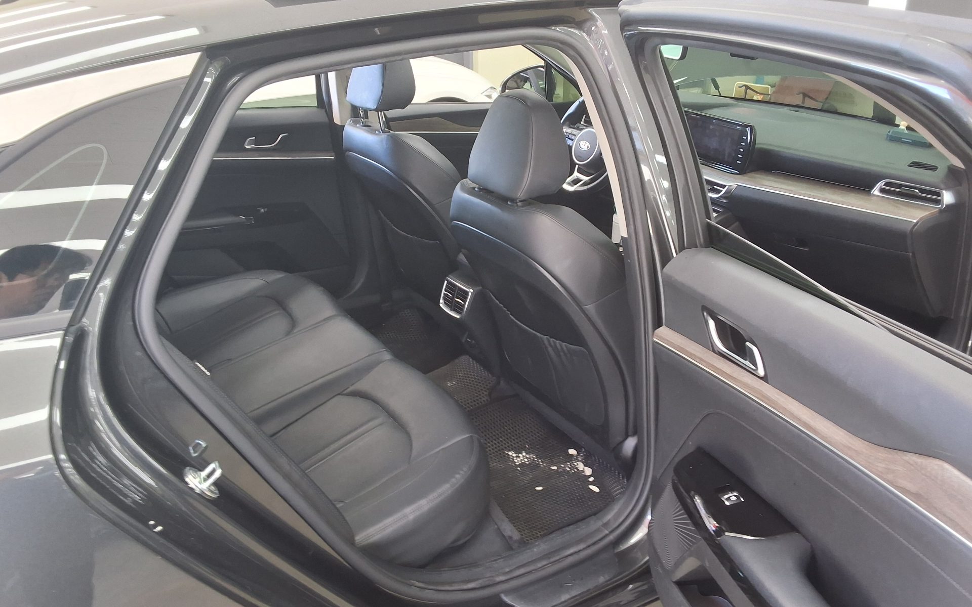 2021 - kia k5