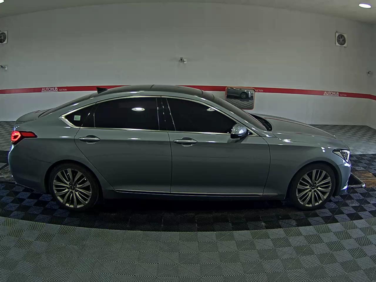 2016 - hyundai g330
