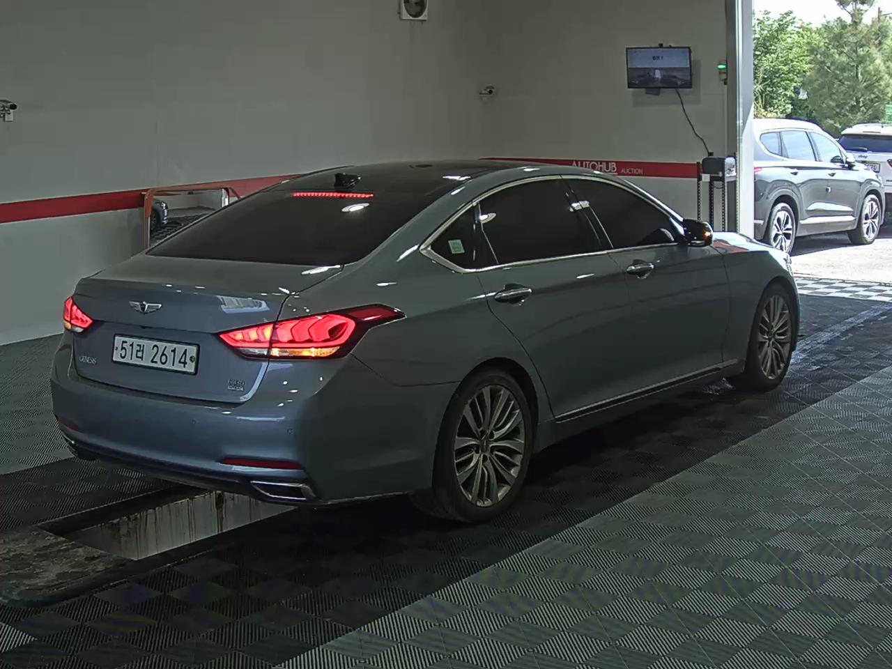 2016 - hyundai g330