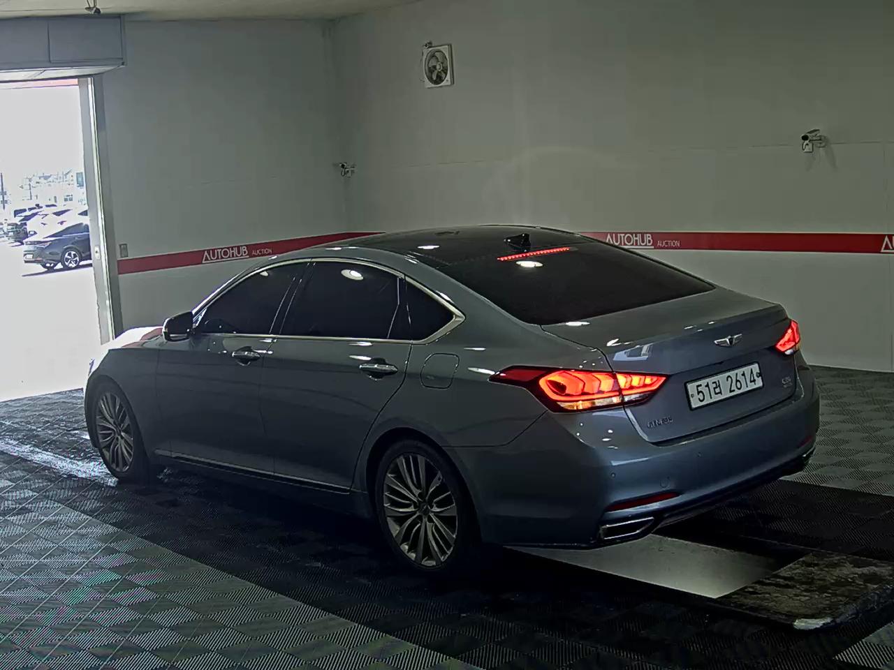 2016 - hyundai g330