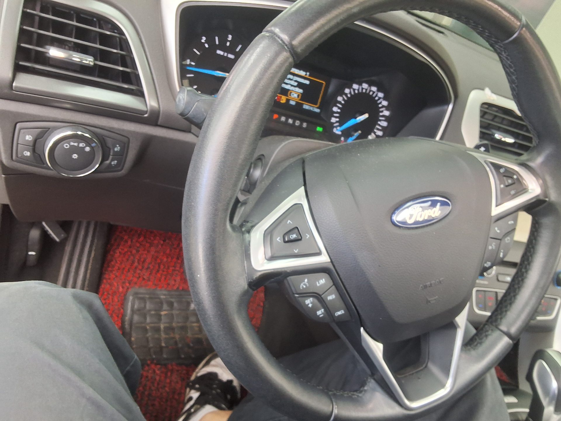 2016 - ford mondeo
