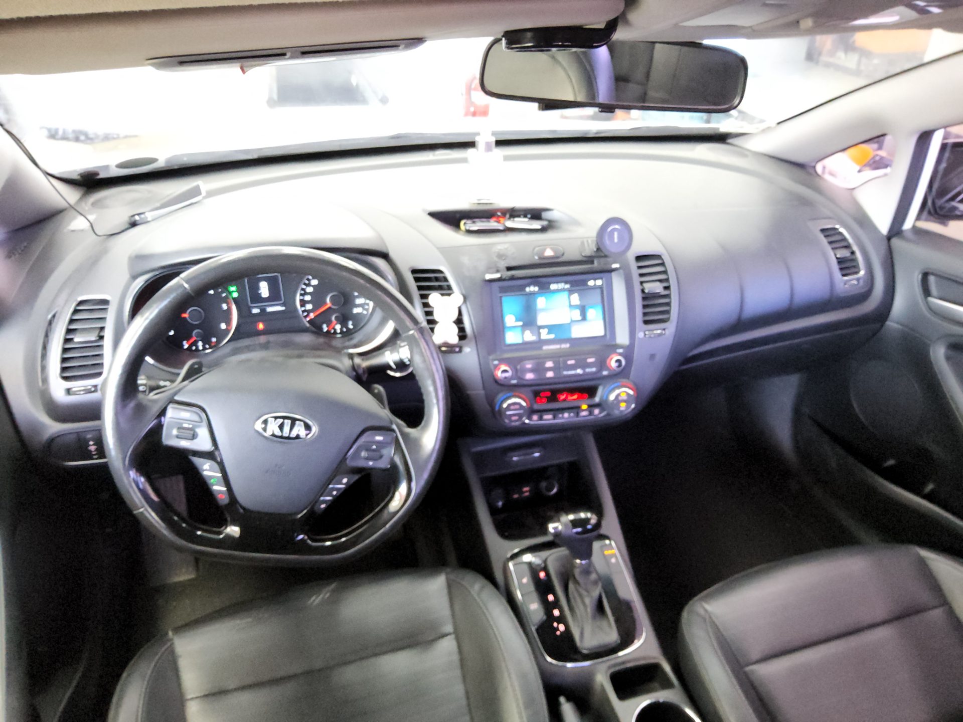 2017 - kia k3