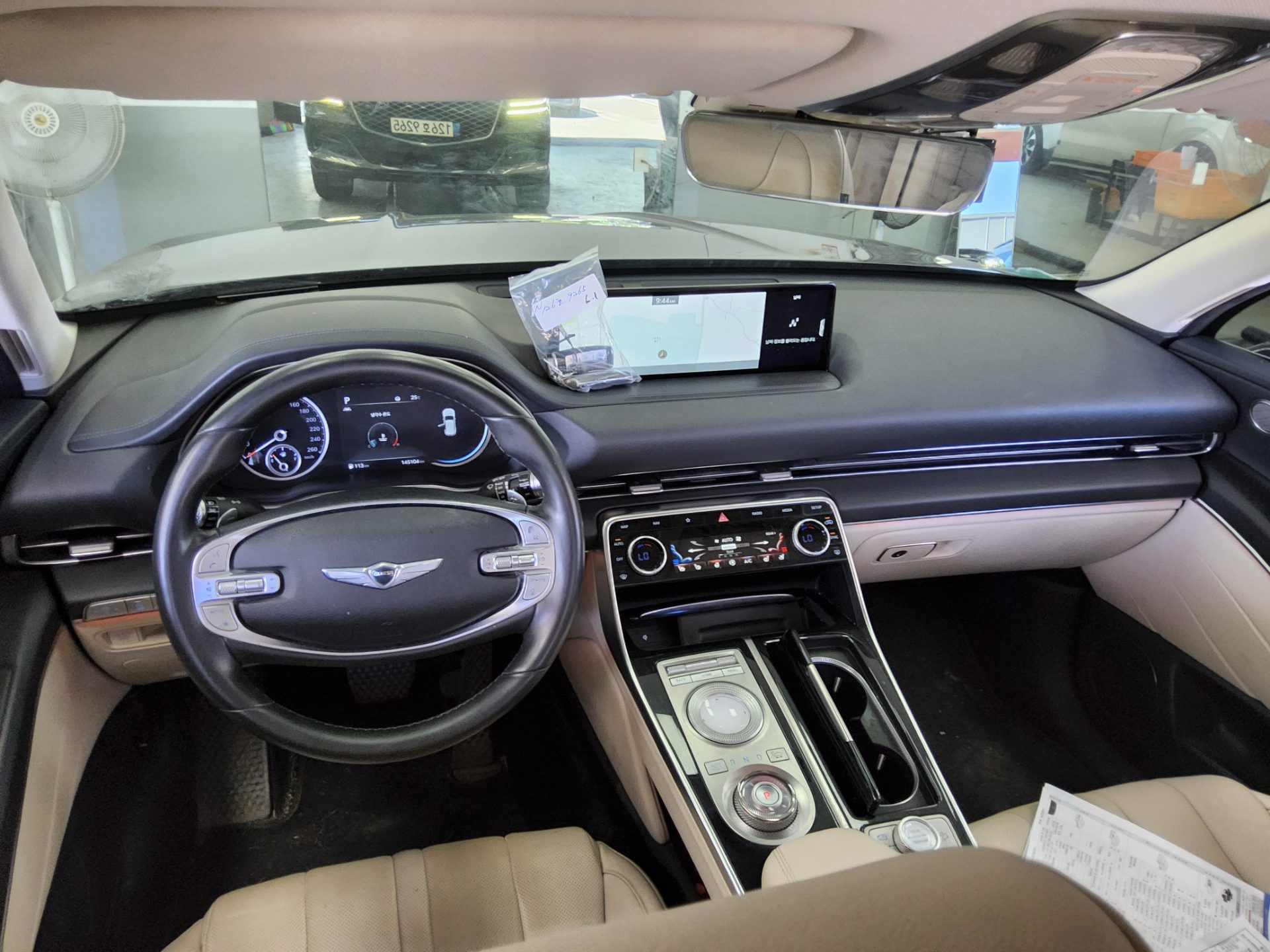2021 - genesis gv80