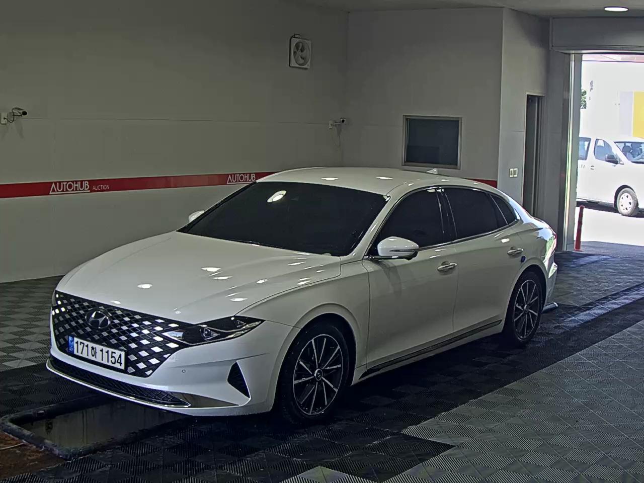 2022 - hyundai grandeur