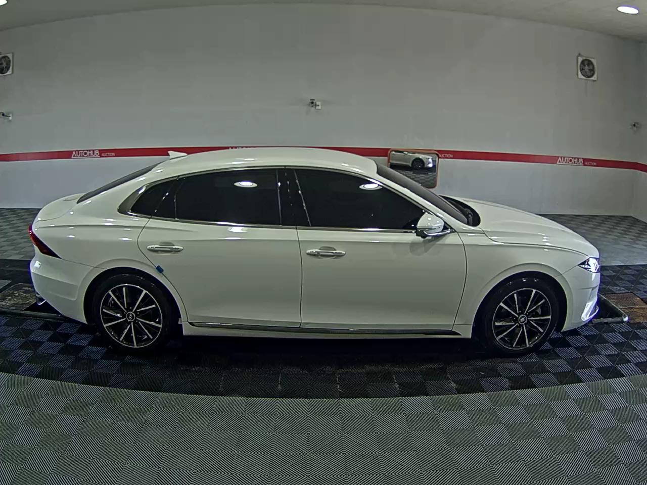 2022 - hyundai grandeur