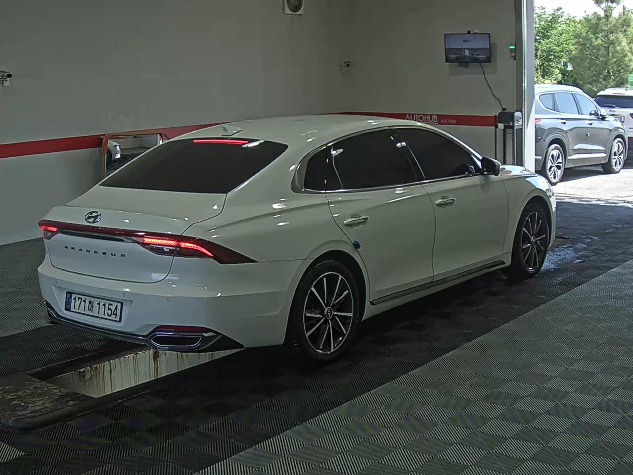 2022 - hyundai grandeur