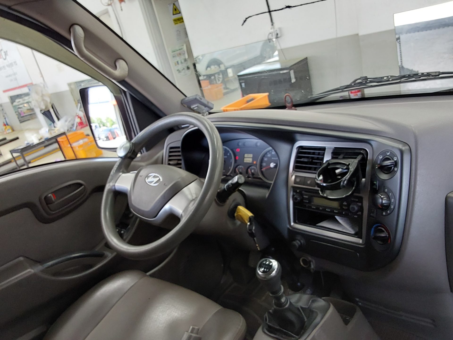 2014 - hyundai porter