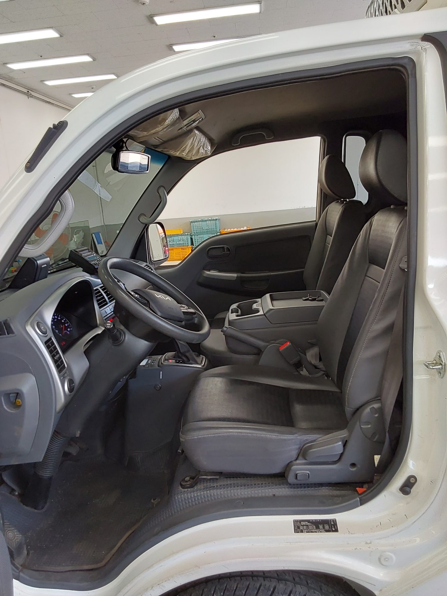 2022 - kia bongo