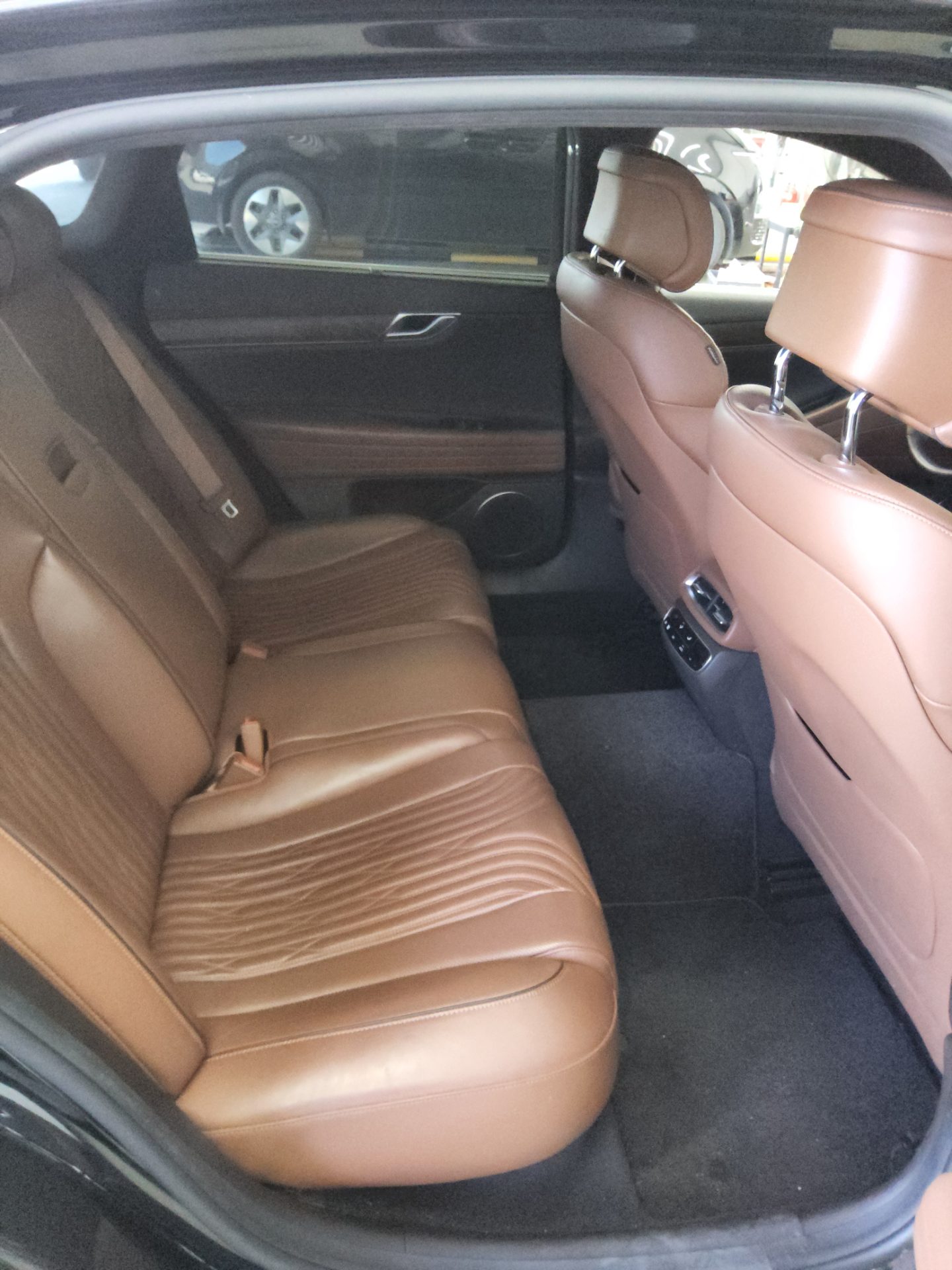 2021 - genesis g80