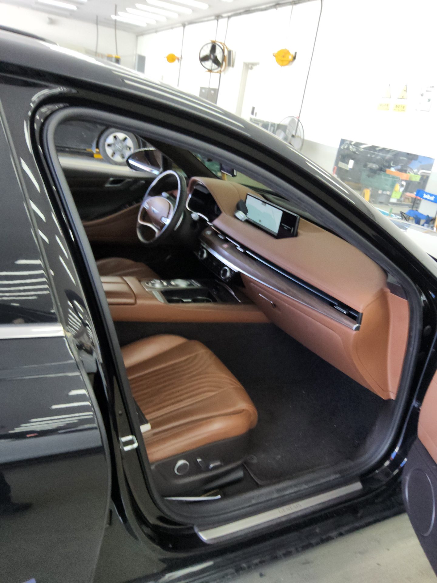 2021 - genesis g80
