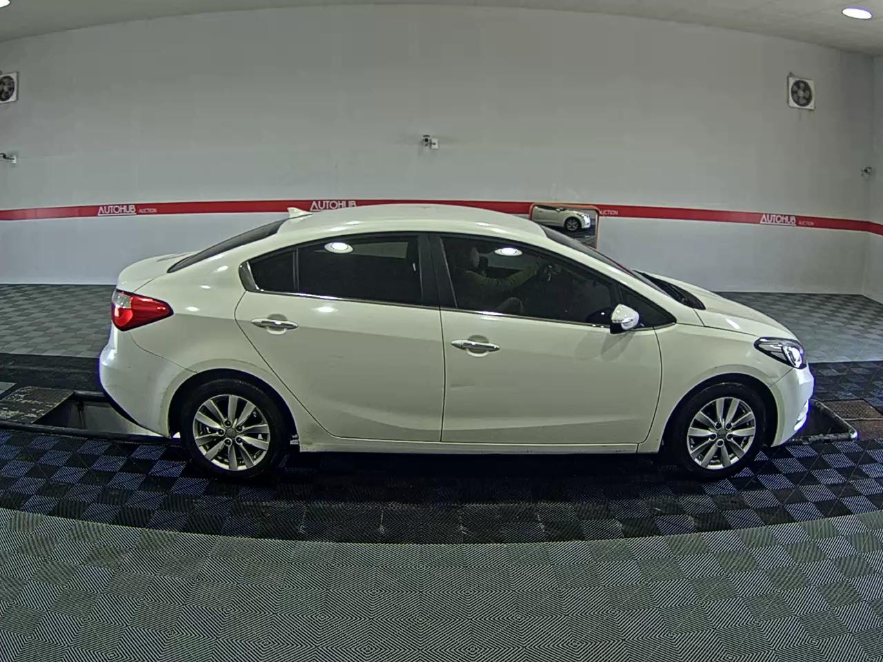 2014 - kia k3
