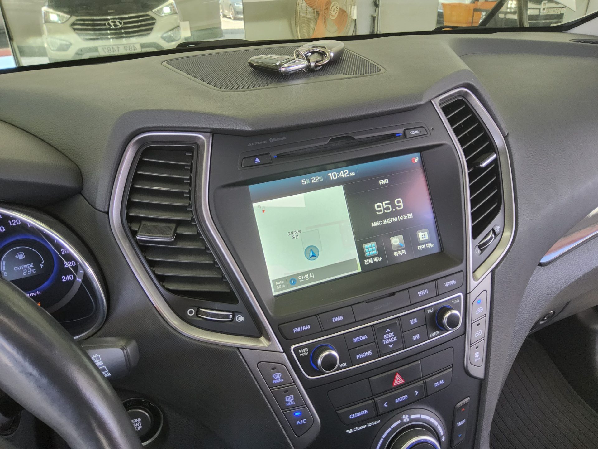 2016 - hyundai maxcruz