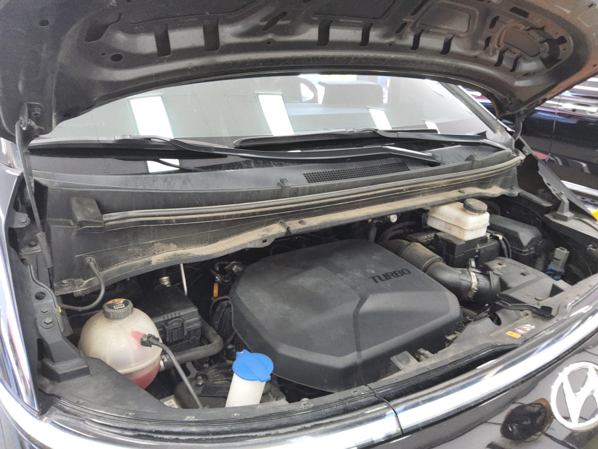 2022 - hyundai staria