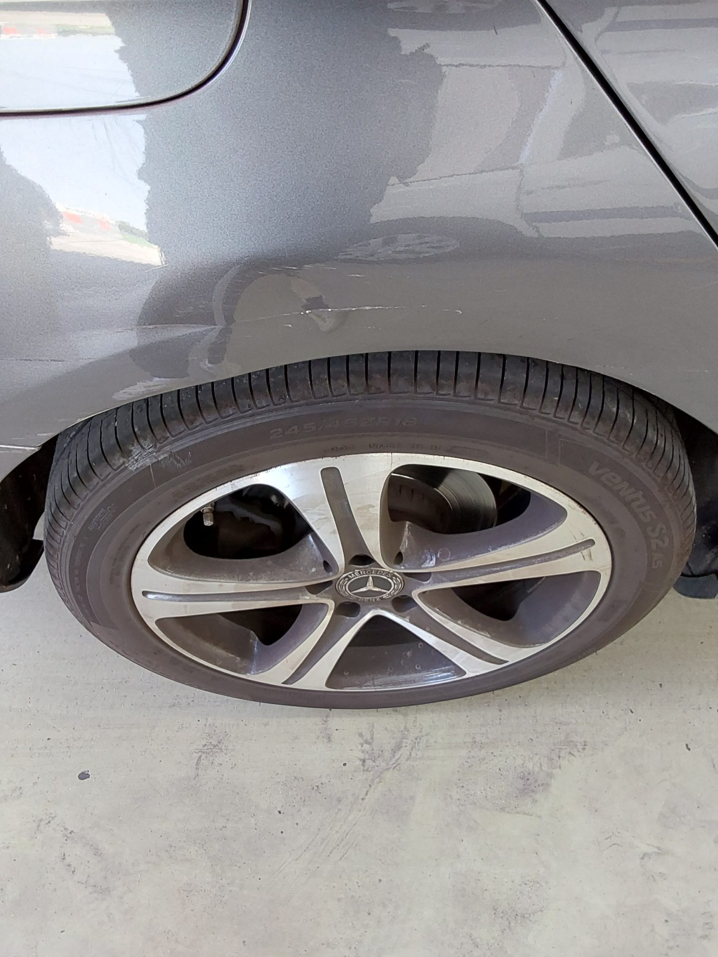 2019 - mercedes-benz e300