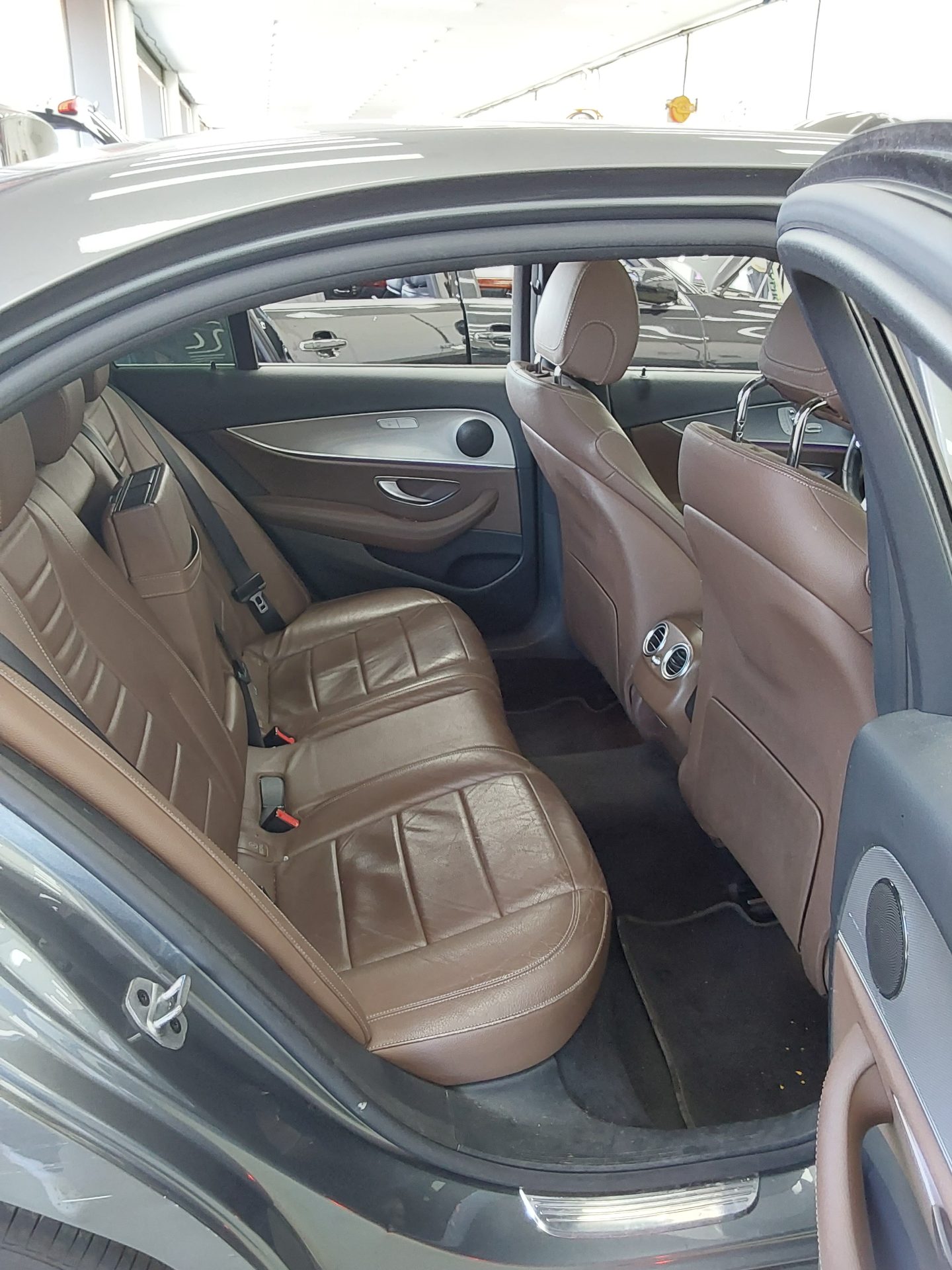 2019 - mercedes-benz e300