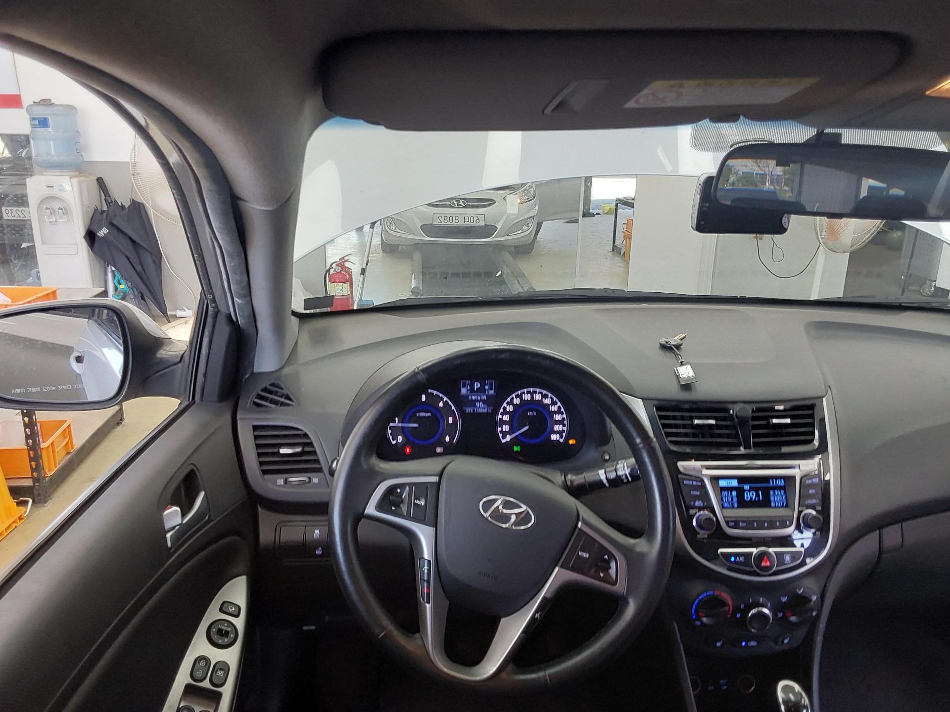 2016 - hyundai accent