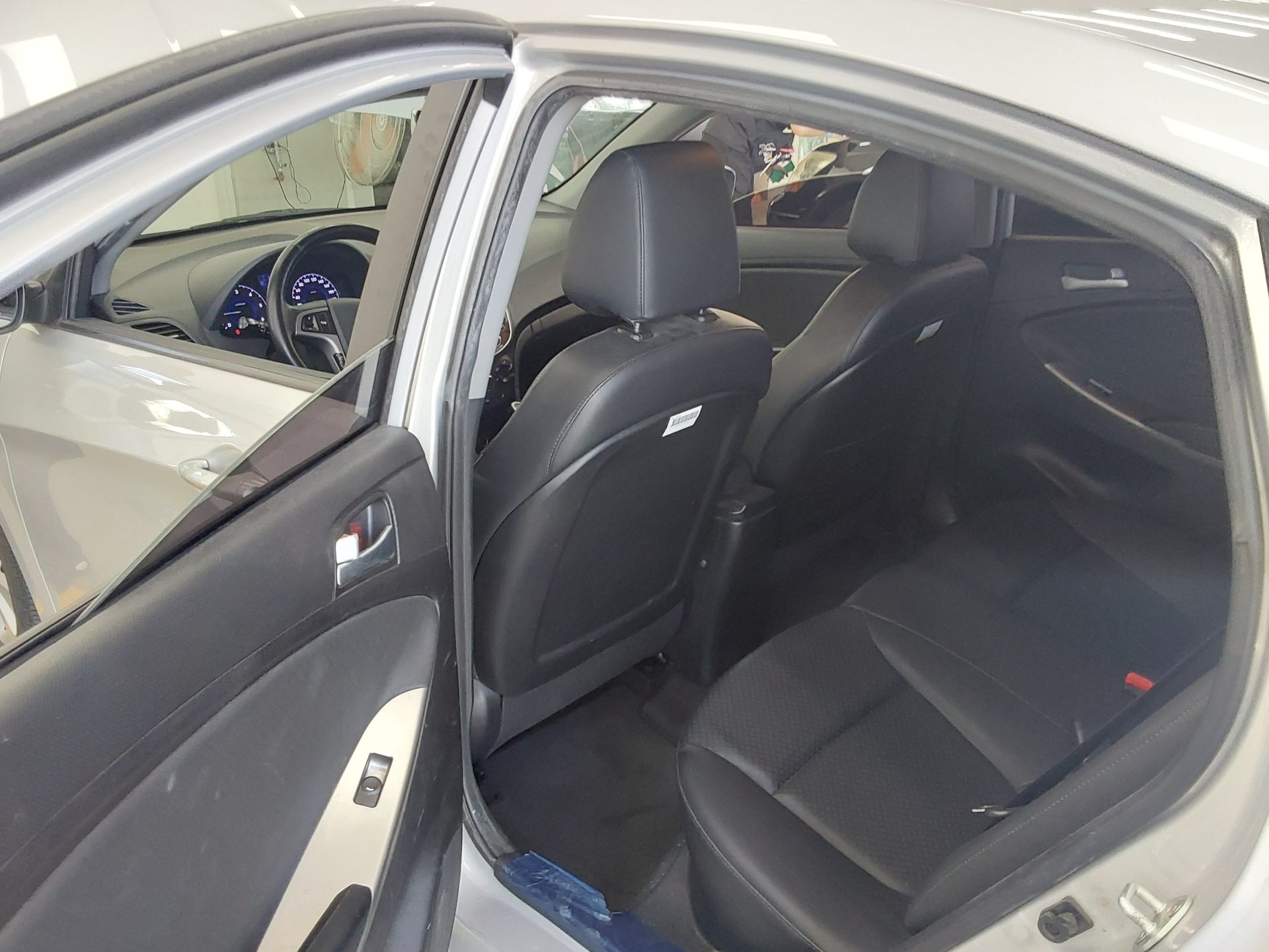 2016 - hyundai accent