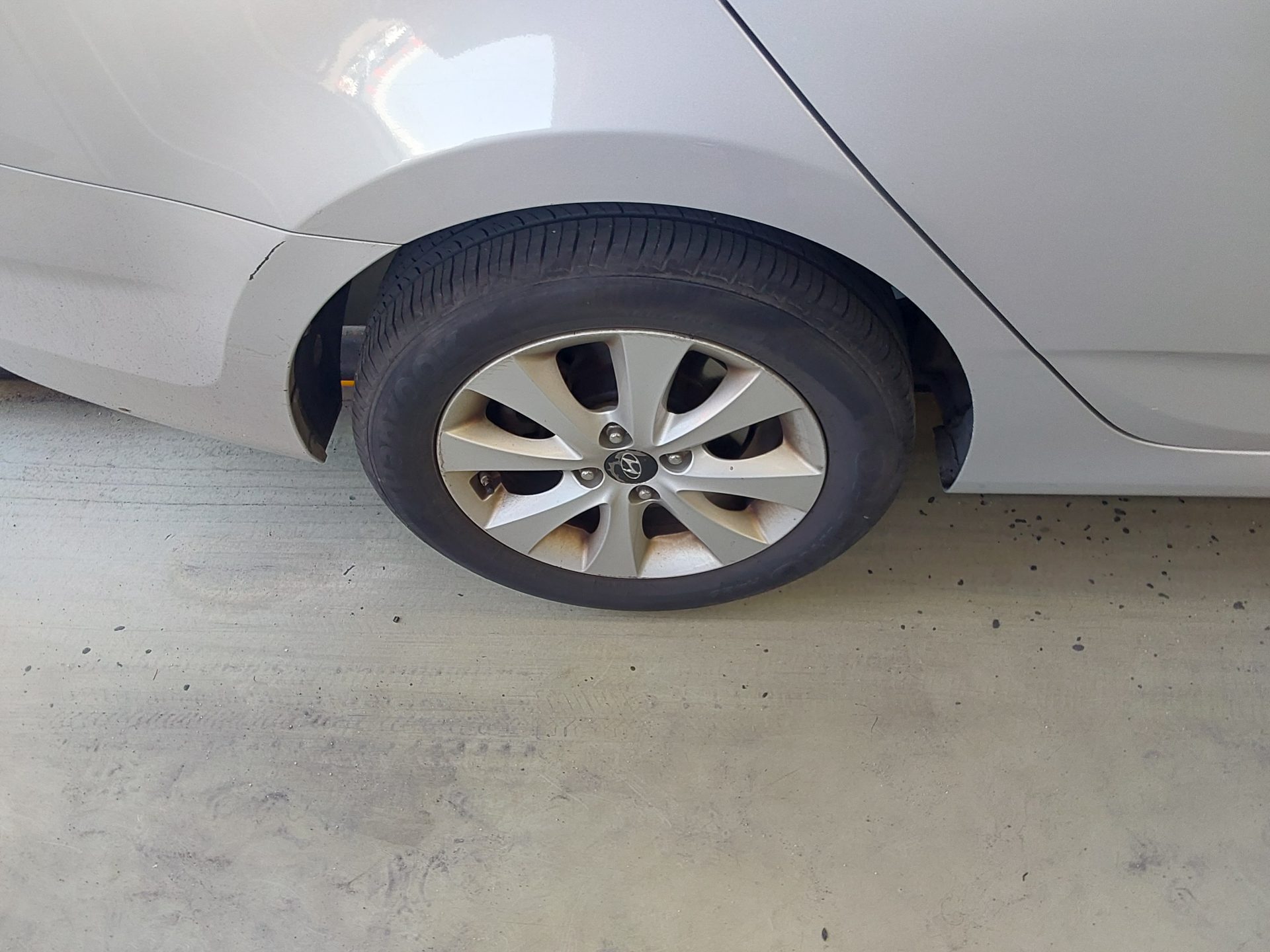 2016 - hyundai accent