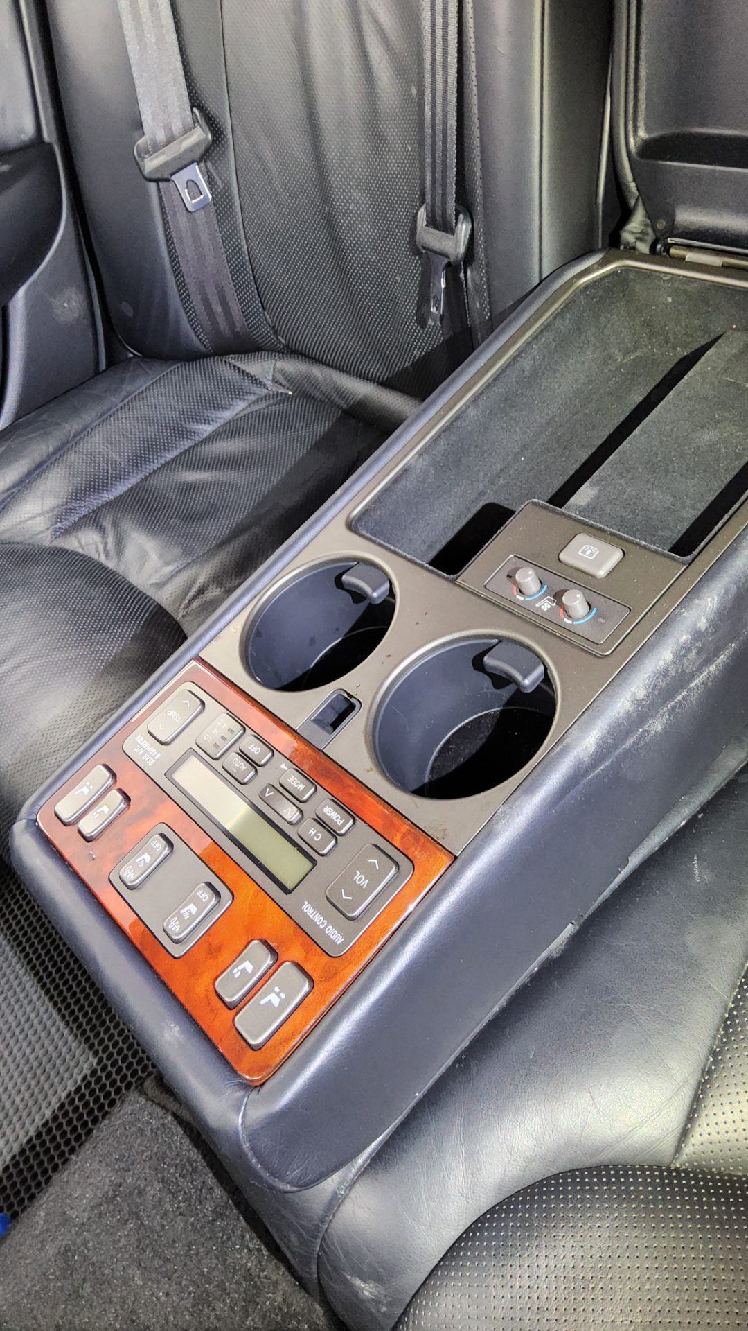 2004 - lexus ls