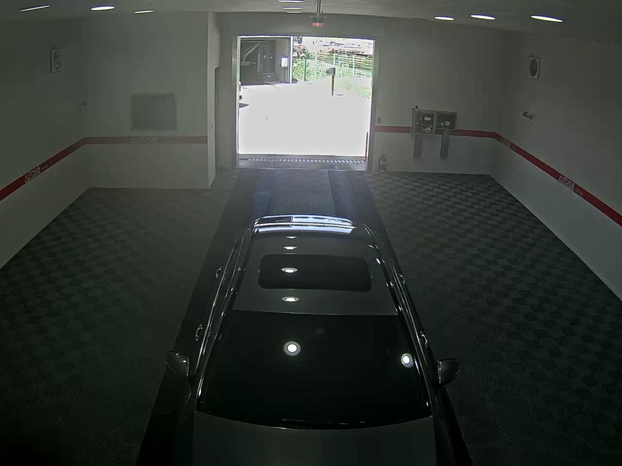2019 - mercedes-benz e300