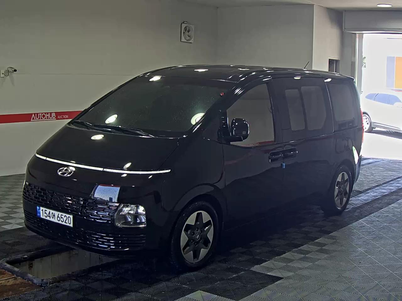 HYUNDAI STARIA TOURER