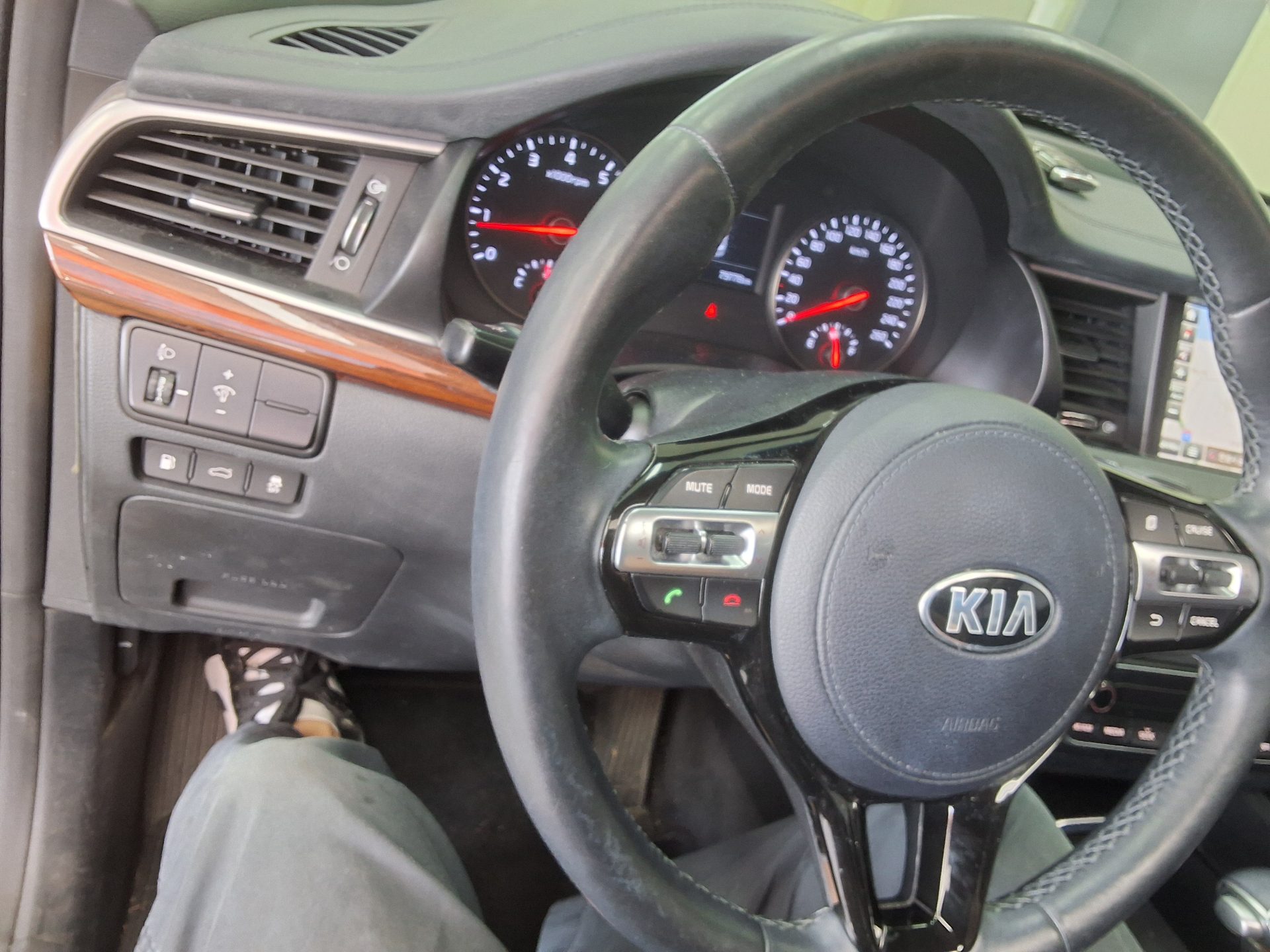 2017 - kia k7