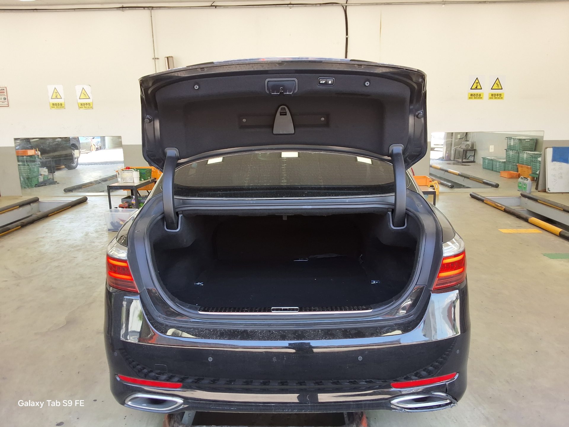 2018 - kia k9