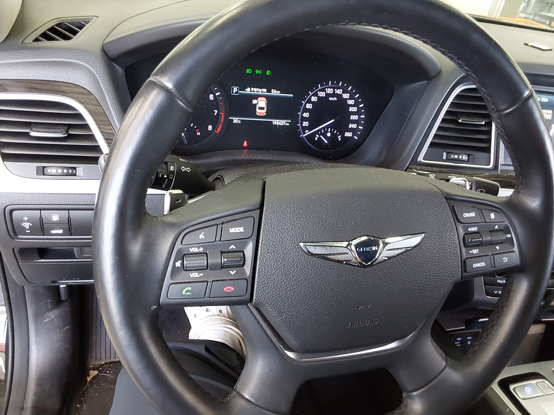 2018 - genesis g80