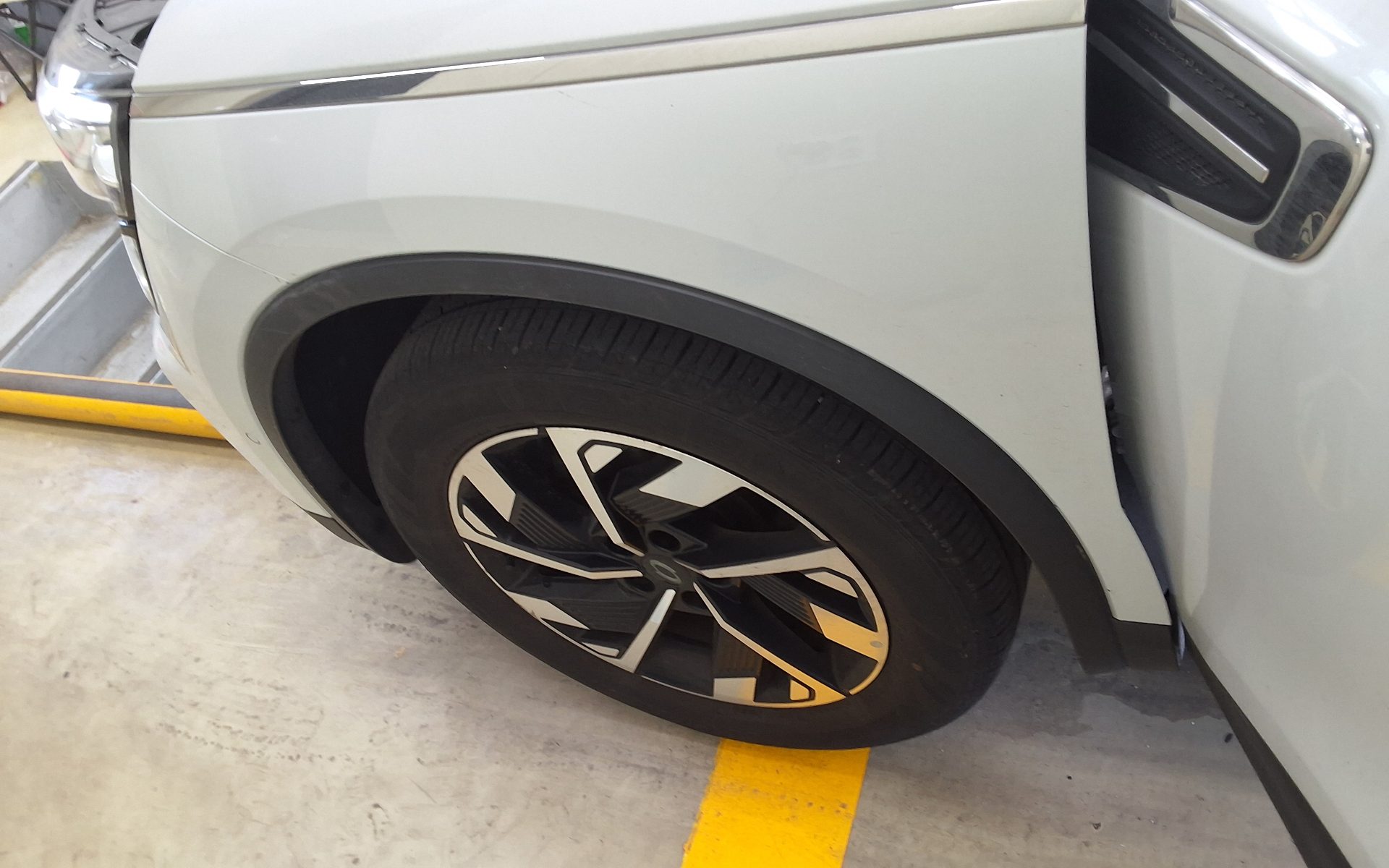 2024 - renault qm6
