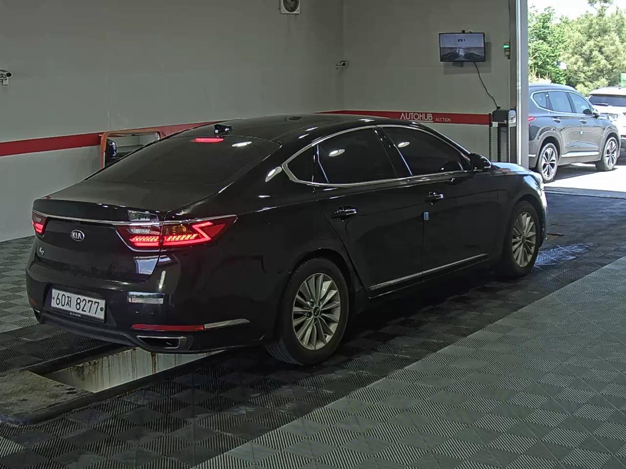 2017 - kia k7