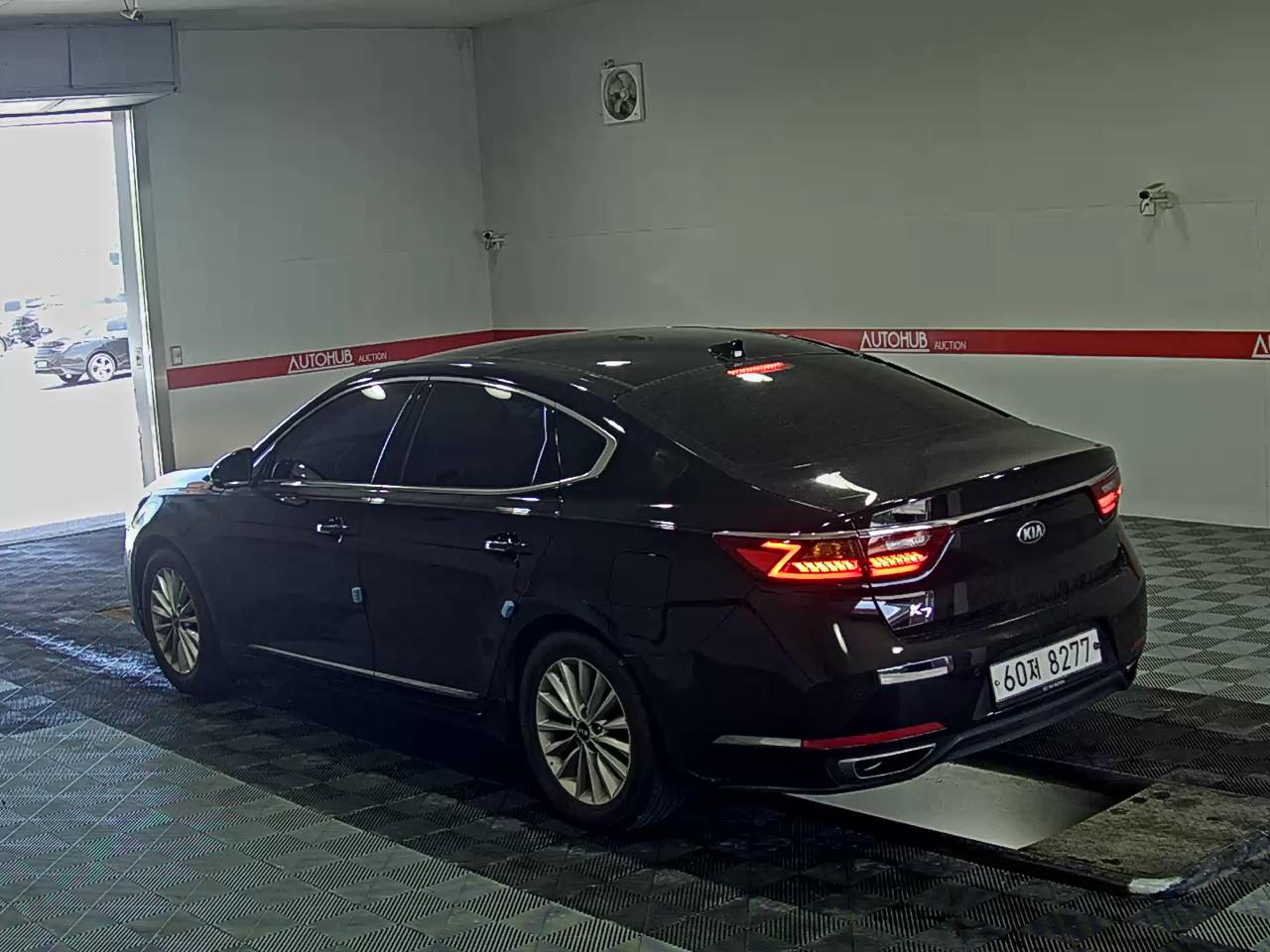 2017 - kia k7