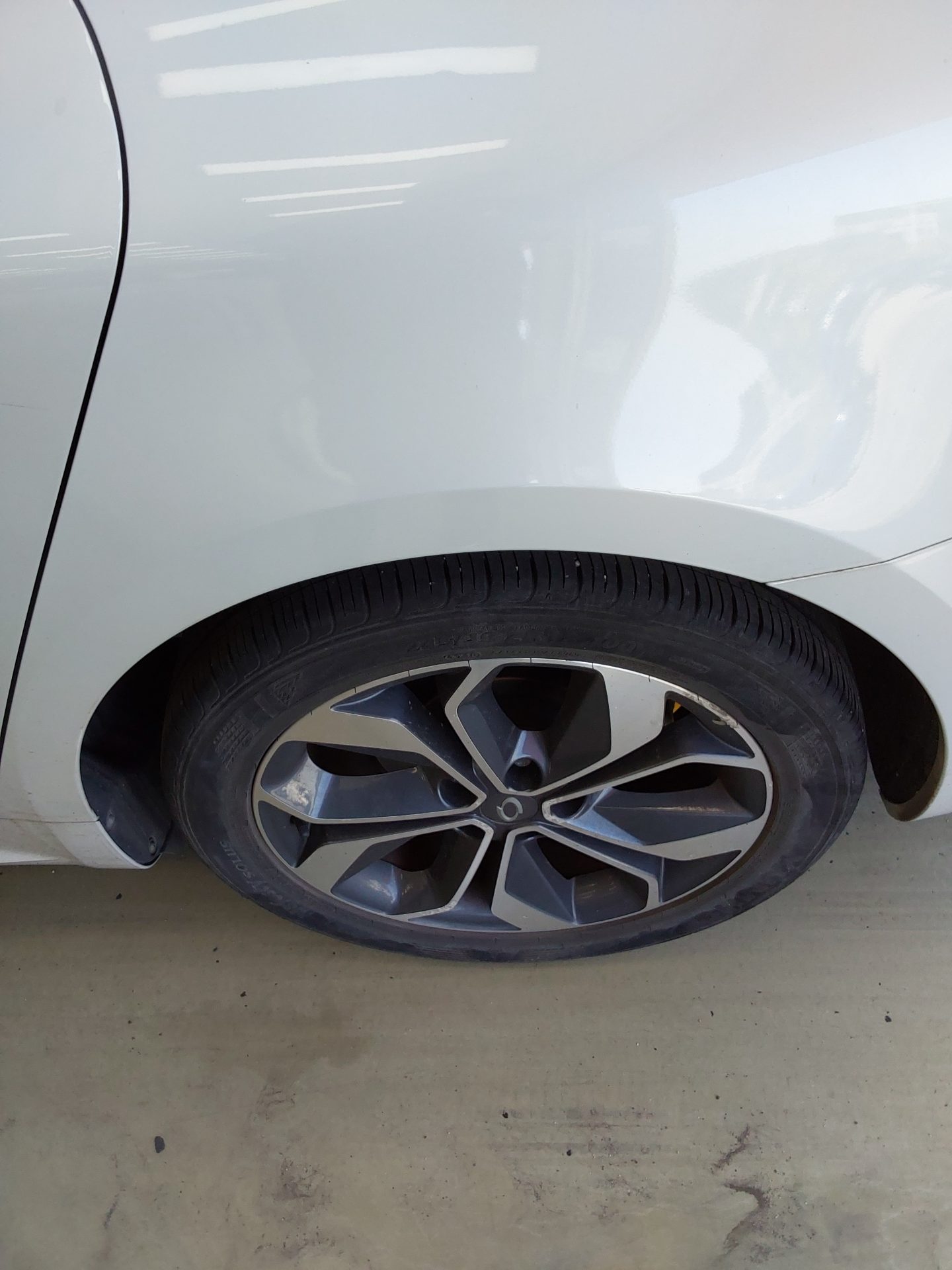 2019 - renault sm6