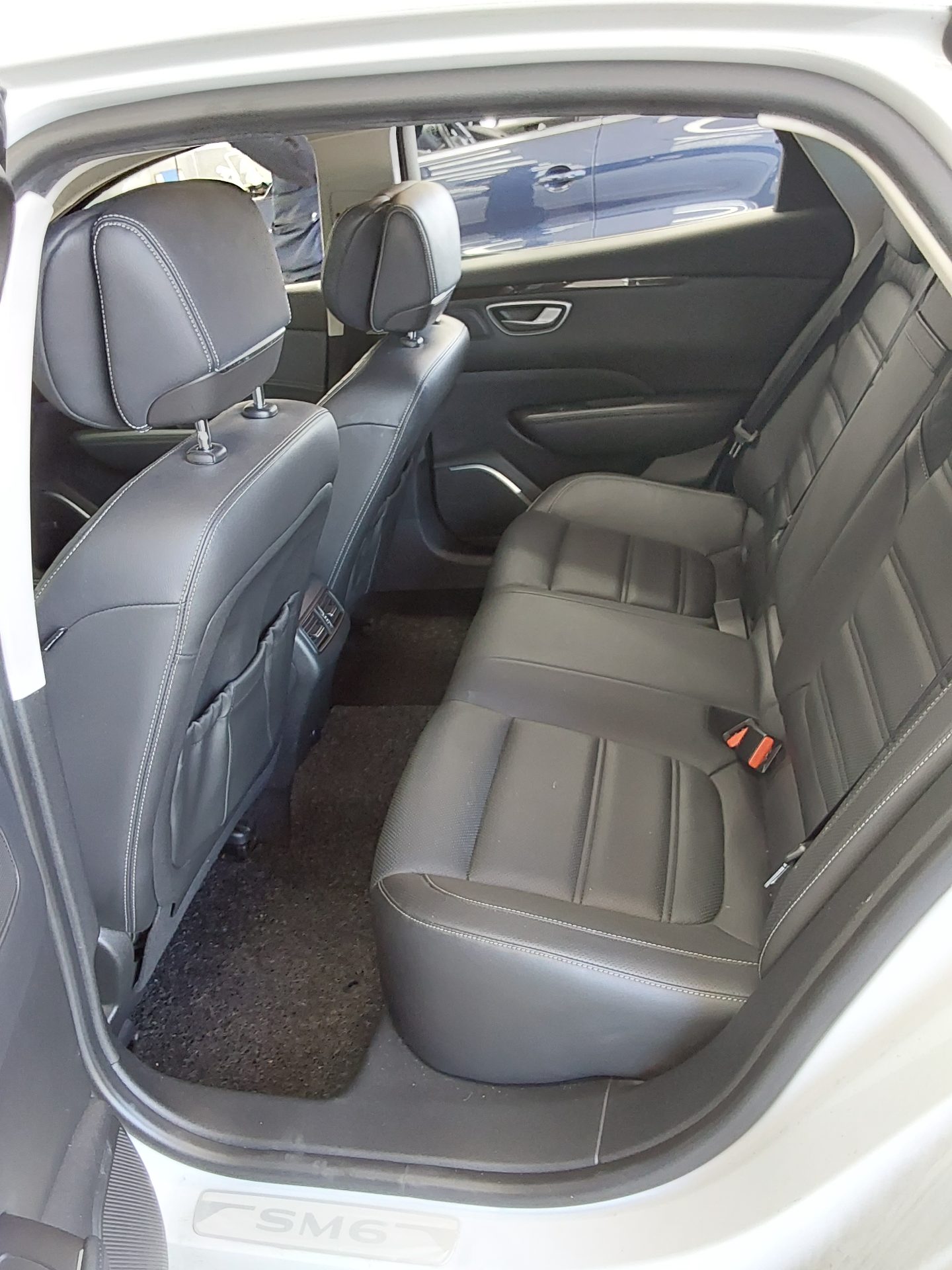 2019 - renault sm6