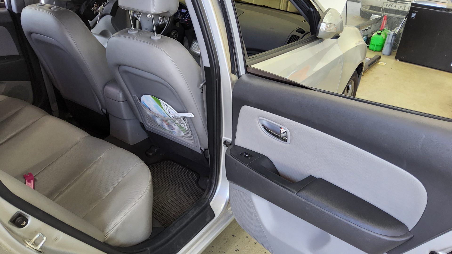 2010 - hyundai avante