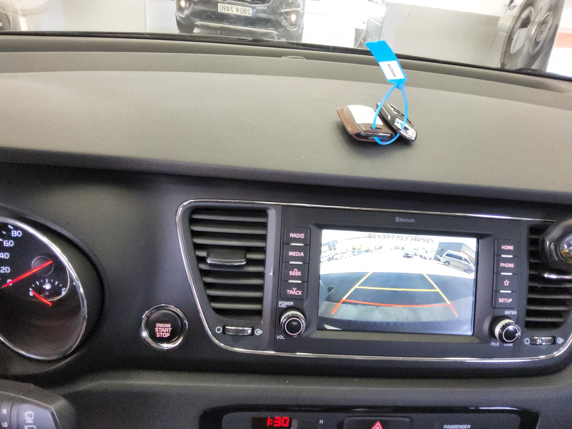 2020 - kia carnival