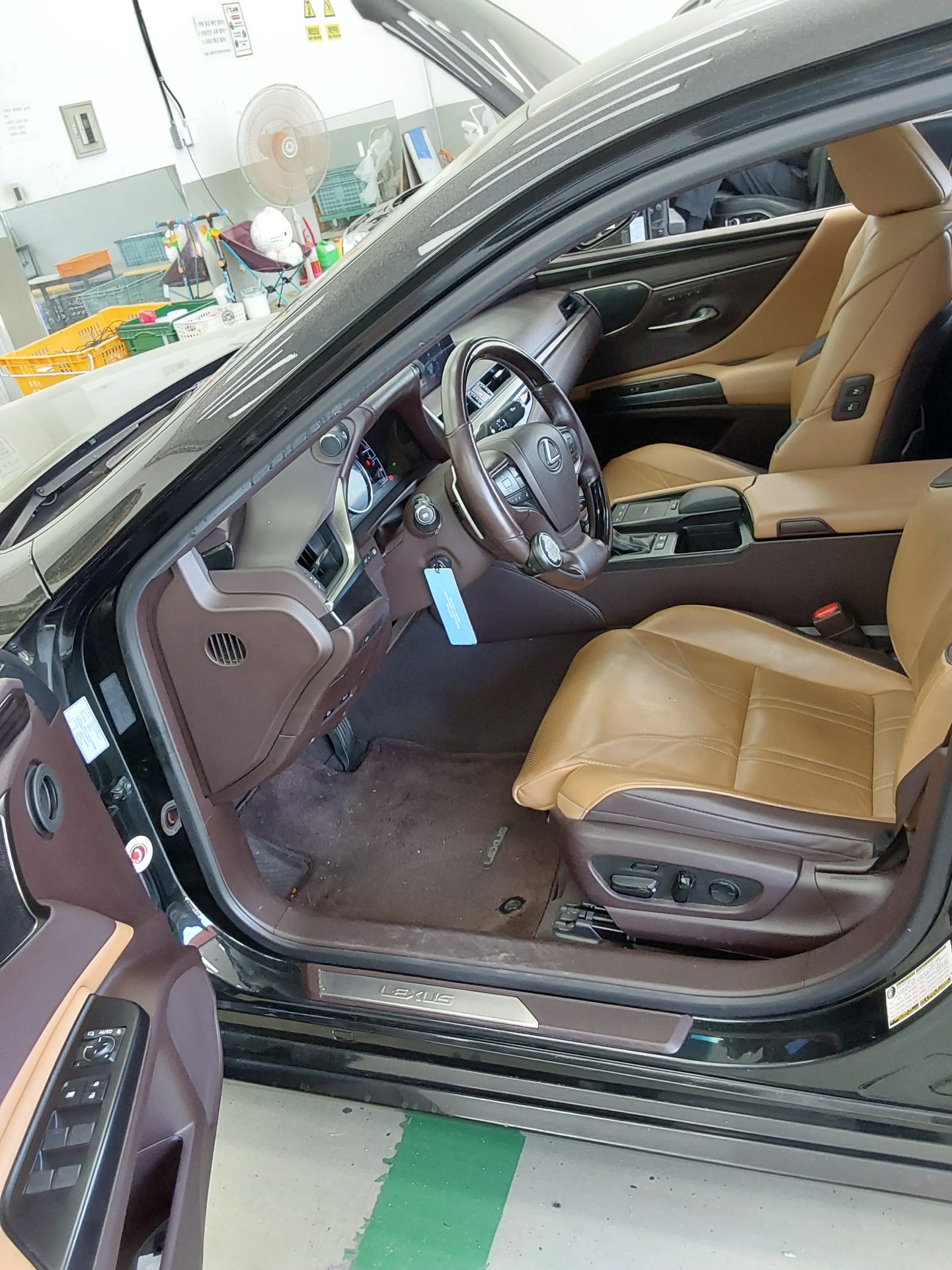 2019 - lexus es