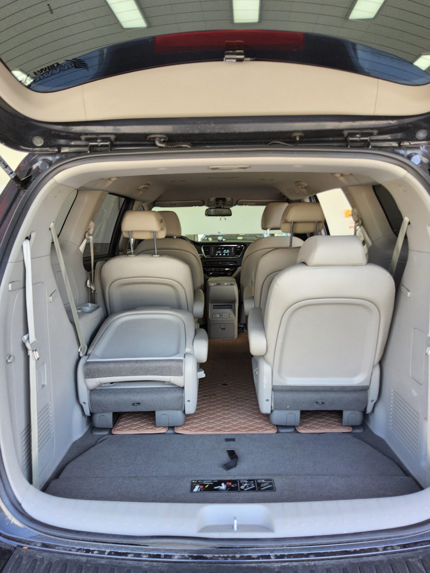2020 - kia carnival